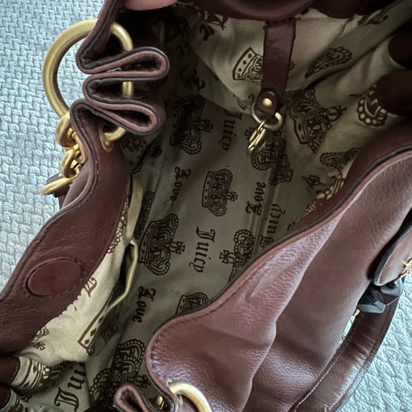 Beautiful Collector Bag by Juicy - Picture 3 of 5